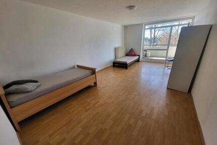 Möbliertes Zimmer mit Balkon in Cuxhaven zu vermieten
