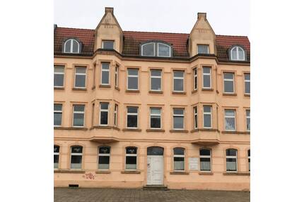 Bergen Rügen: Bahnhofstr.: 4 Zimmer-Wohnung im Dachgeschoß, ca. 80 m² per SOFORT zu vermieten - Bergen auf Rügen