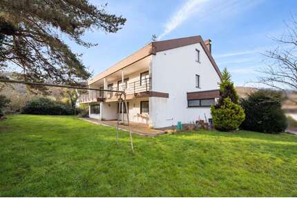 Haus zum Kaufen in Überherrn Felsberg 449.000,00 € 360 m² - Überherrn / Felsberg