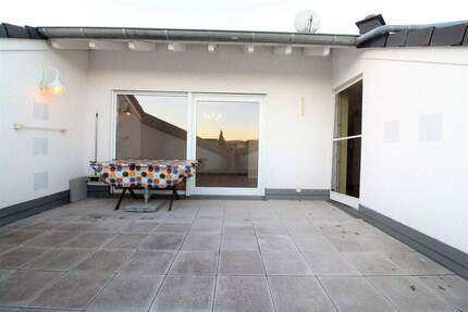 Raumkonzept mit Sonnenplatz und Charakter - Konz-Könen