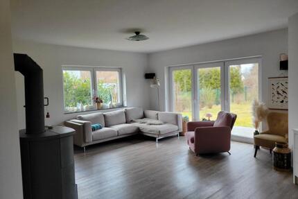 Vielseitiges freistehendes Haus mit großem Grundstück in Malente