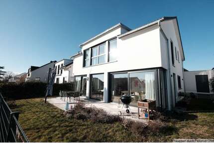 Haus zum Kaufen in Remseck 1.299.000,00 € 201 m²