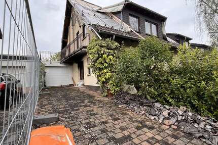 Haus zum Kaufen in Andernach 160.000,00 € 210 m²