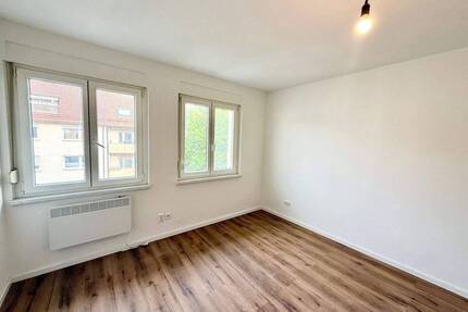 Ideal geeignet für 2-er WG! Freie & helle 2-Zimmer-Wohnung im 2.OG in nettem MFH direkt an der TH - Nürnberg Wöhrd
