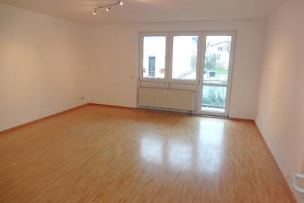 2 ZKBB* KFZ-Stell* max. 1 Pers* kl. EBK* Wannenbad* Parketboden* S-W BalkonLoggia* DA-Bessungerstr. - Darmstadt / Bessungen