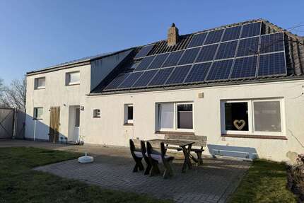 Haus zum Kaufen in Winnert 194.000,00 € 107 m²