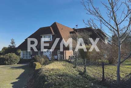 Haus zum Mieten in Embsen 2.500,00 € 270 m²