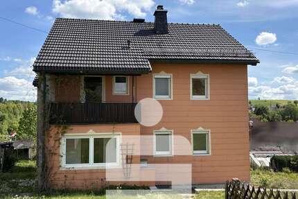 Haus zum Kaufen in Geroldsgrün 145.000,00 € 144.64 m²