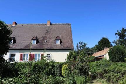 Einfamilienhaus mit großer Terrasse und Garten in Annaburg