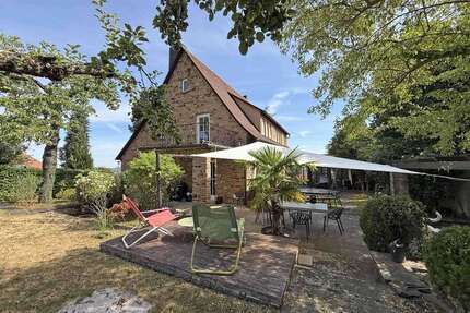 Haus zum Mieten in Stuttgart 4.950,00 € 290 m²