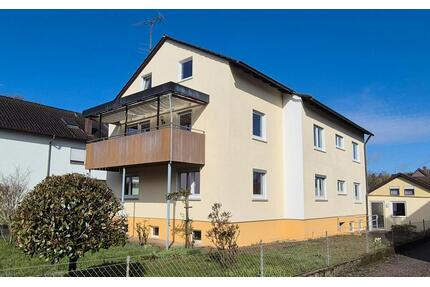 Großes Wohnhaus mit großem Garten in ruhiger Lage zu verkaufen - Markgröningen