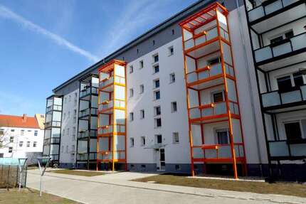 Wohnung zum Mieten in Dessau-Roßlau 370,00 € 52.1 m²