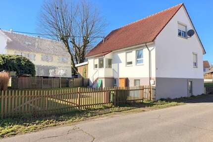 Haus zum Kaufen in Gedern 95.370,00 € 120 m²
