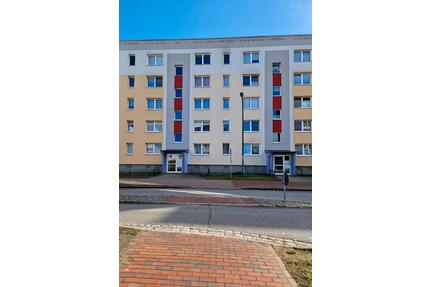 Renovierte Drei-Raum-Wohnung im Zentrum Hagenows zu vermieten