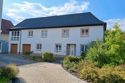 Zweifamilienhaus - 195.000,00&nbsp;EUR Kaufpreis, ca.&nbsp; 162,00&nbsp;m&sup2; in Redwitz an der Rodach (PLZ: 96257)