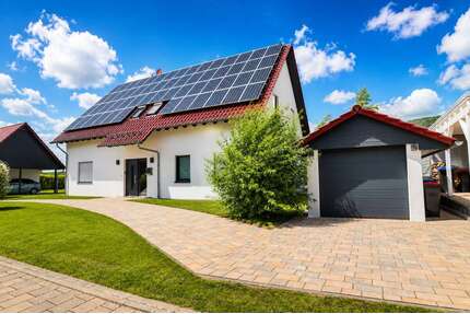 Haus zum Kaufen in Hessisch Oldendorf 699.000,00 € 214 m²