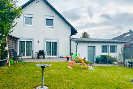 Einfamilienhaus in Prüm Haus - 365.000,00&nbsp;EUR Kaufpreis, ca.&nbsp; 110,00&nbsp;m&sup2; in Prüm (PLZ: 54595)