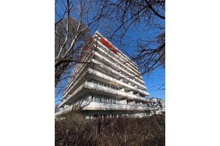 Modern saniertes 32m²-Appartment mit Sonnenbalkon und Bergblick - Planegg