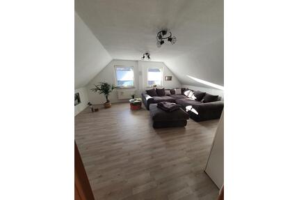 Vermiete 3 Zi-DG-Wohnung in Glatten ab 01.11. o. n. Vereinbarung