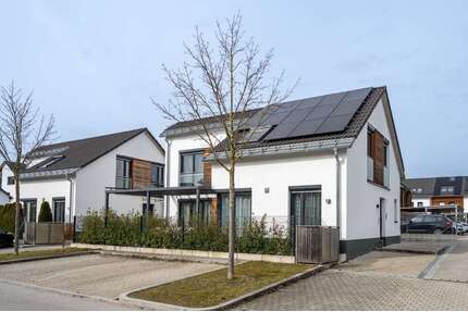 Haus zum Kaufen in Karlsfeld 1.090.000,00 € 151.81 m²