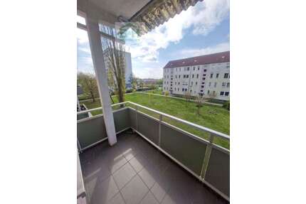 Wohnung zum Mieten in Wolfen 379,73 € 58.42 m²