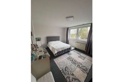 Wohnung zum Mieten in Krefeld 680,00 € 78 m²