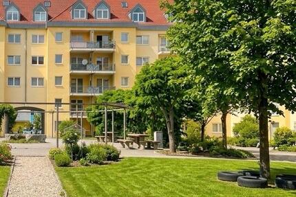 2-Zimmer-Wohnung mit Garage in Fürth-Südstadt - Erlangen Am Anger