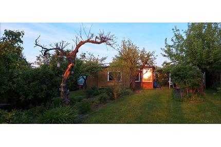 Kleingarten in Reutershagen - 2.500,00&nbsp;EUR Kaltmiete, ca.&nbsp; 0,00&nbsp;m&sup2; in Rostock (PLZ: 18146) Alt Bartelsdorf