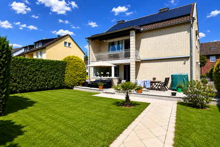 Haus zum Kaufen in Eschweiler 449.000,00 € 122.21 m²