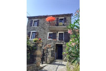 Korsika Ferienhaus im Juli frei - Bergneustadt