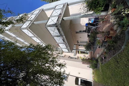 Mit großer Terrasse und Einbauküche*: Tolle 3 Raum-Wohnung mit Eckbadewanne! - Gera