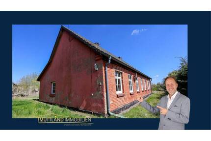Charmantes Landhaus in Alleinlage mit großzügigem Grundstück und Entwicklungspotenzial - Millienhagen-Oebelitz