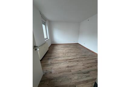 Mietwohnung - 560,00&nbsp;EUR Kaltmiete, ca.&nbsp; 75,00&nbsp;m&sup2; in Saarbrücken (PLZ: 66126) West