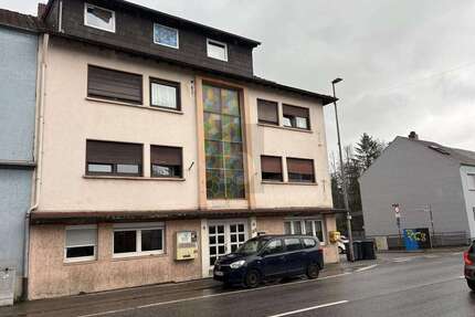 Haus zum Kaufen in Sankt Ingbert 435.000,00 € 376 m²