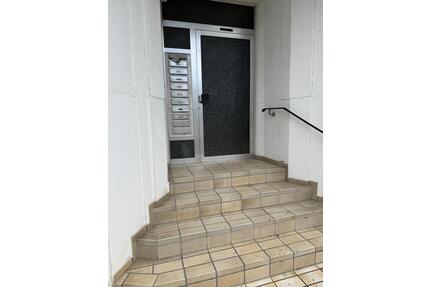 Stilvolle 3-Zimmer-Wohnung mit Loggia in zentraler Lage Bruchsals - Stutensee