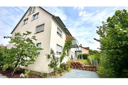 Schöne 2 Zimmerwohnung mit großem Balkon in Grafenau Döffingen ab 1. Juli, evtl. 1 Juni,