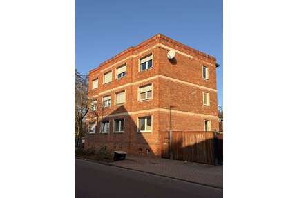 Haus zum Kaufen in Schönebeck OT Pretzien 200.000,00 € 261 m²