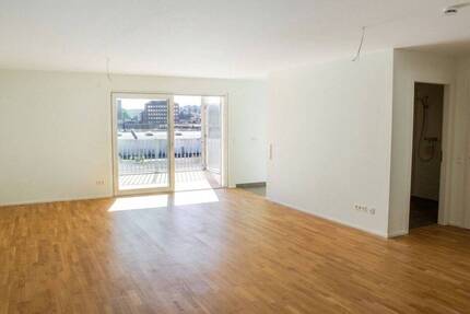 KL-Pfaffstraße - Attraktive 3,5 -Zimmerwohnung mit Balkon und TG-Stellplatz - Kaiserslautern Innenstadt
