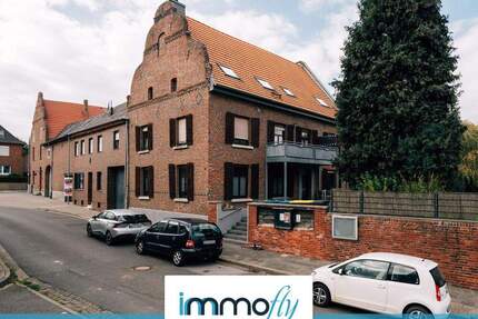 Historisches Mehrfamilienhaus mit ca. 271m² Wohnfläche und stabilen Mieteinnahmen + zzgl. Nutzfläche - Linnich / Ederen