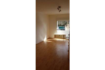 2,5 ZKB Balkon Saarbrücken - 500,00&nbsp;EUR Kaltmiete, ca.&nbsp; 50,00&nbsp;m&sup2;&nbsp;Wohnfl&auml;che in Saarbrücken (PLZ: 66115) Burbach