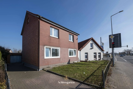 Haus zum Kaufen in Celle 340.000,00 € 270 m²