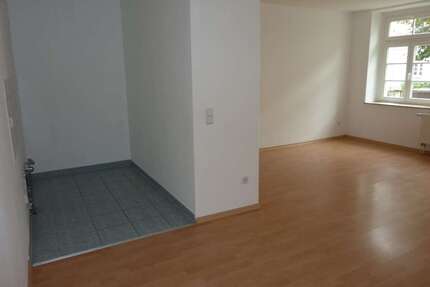 Wohnung zum Mieten in Chemnitz 220,00 € 38.26 m²