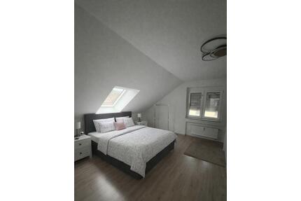 ++Moderne 3-Zi.-Wohnung (86 m²) mit EBK, Balkon++ - Mundelsheim