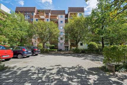 Wohnung zum Kaufen in Augsburg 244.000,00 € 68 m²