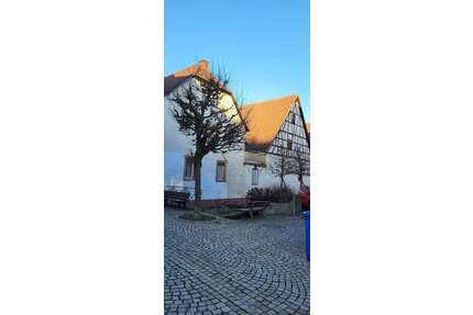 Haus zum Kaufen in Tauberbischofsheim 150.000,00 € 200 m²