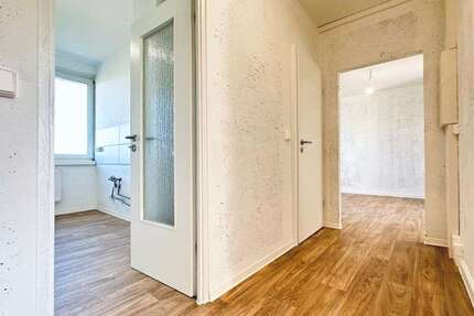 Wohnung zum Mieten in Freital 413,18 € 64.56 m²