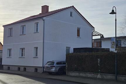 Haus mit Nebengebäude in Ilmenau OT Wümbach