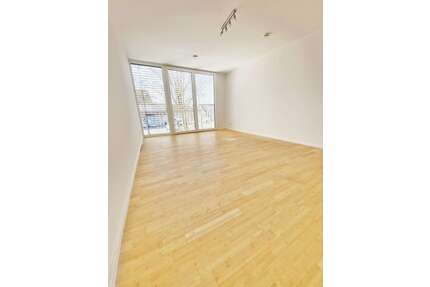 Wohnung zum Mieten in Herrenberg 393,00 € 35.76 m²