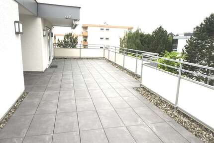 Wohnung zum Mieten in Weinheim 2.000,00 € 144 m²