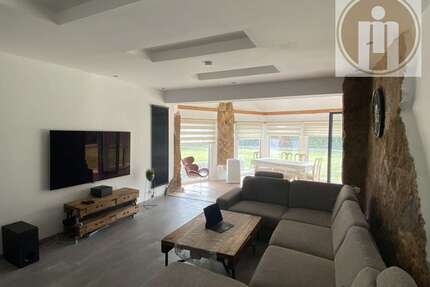 Haus zum Kaufen in Seelze 789.000,00 € 274 m²